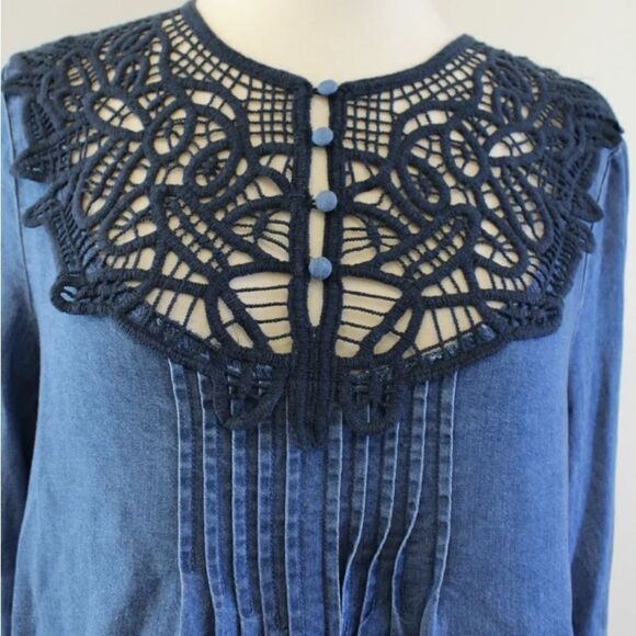 ❤️NWT Nanette Lapore Chambray Top (Size Medium) $99 Retail❤️ - Picture 3 of 6